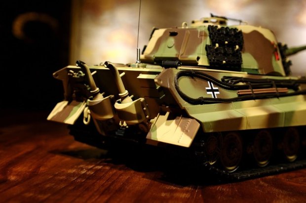 RC tank Kingtiger met Henschel koepel met rook en geluid IR/BB 2.4Ghz V7.0 13306-CA